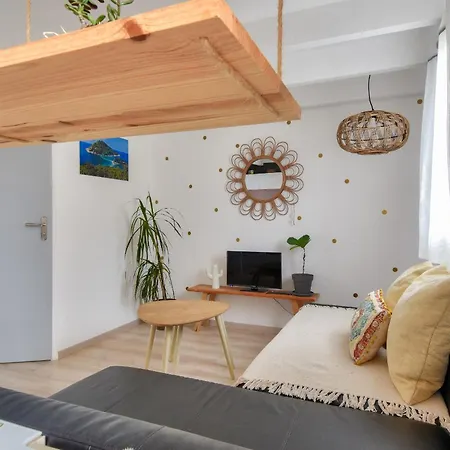 Apartment Pour 2 Sur La Corniche De St Hilaire